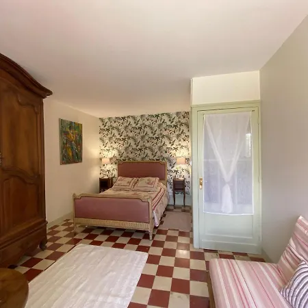 D'henriette Сasa de vacaciones Leyritz-Moncassin