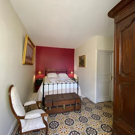 Holiday home D'henriette Leyritz-Moncassin